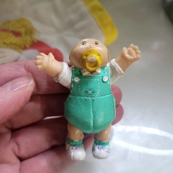 Cabbage Patch Kids Bundle - Picture 4 of 11